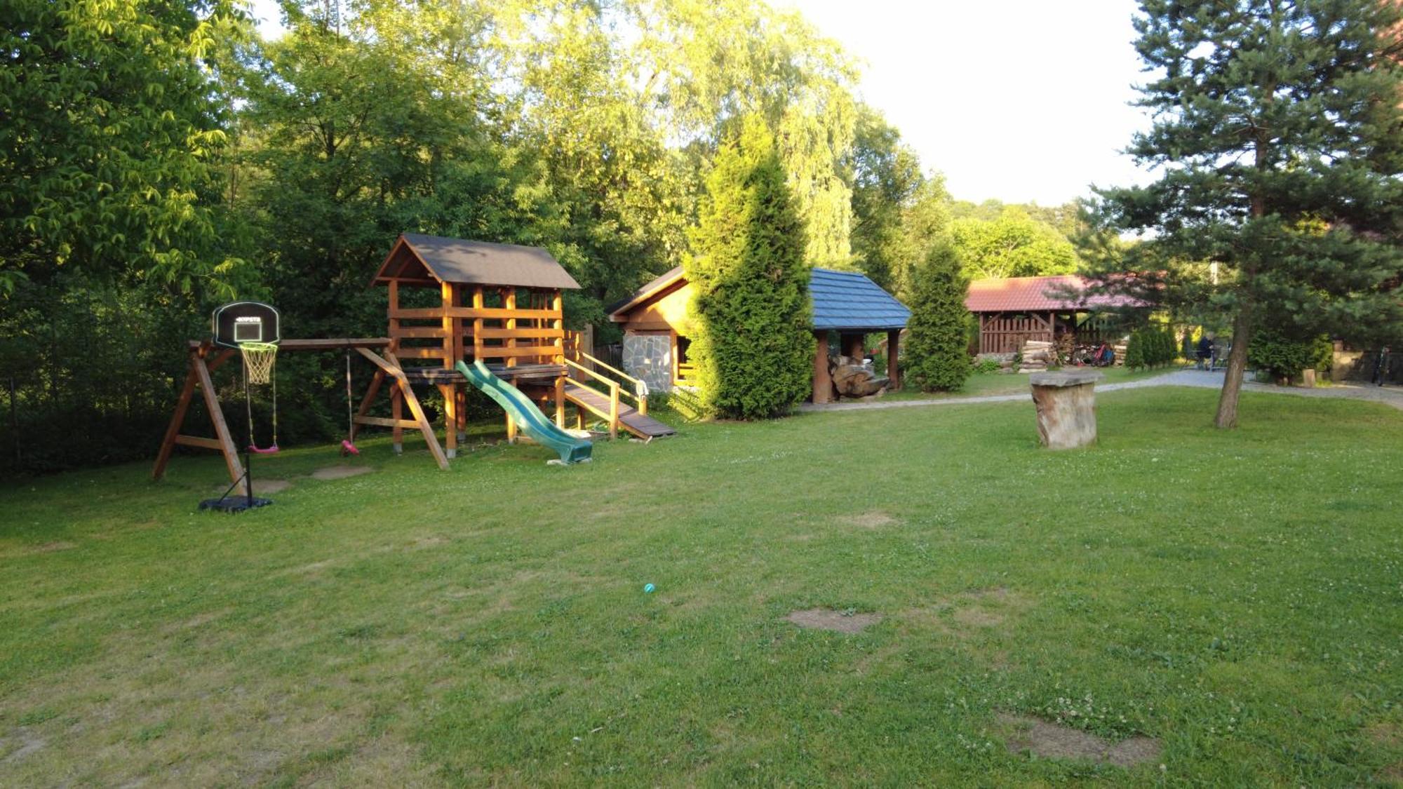 Pokoje Goscinne Pod Cuprona Szczawnica Bagian luar foto